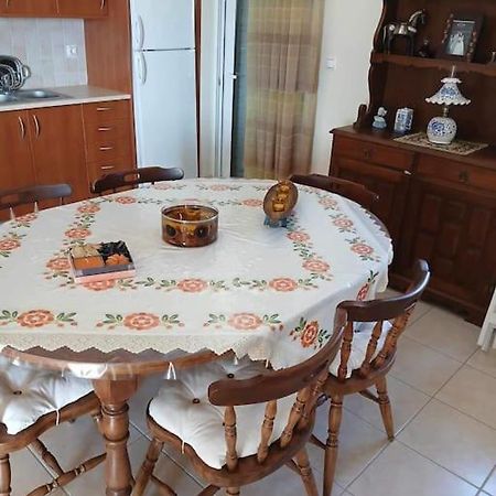 Вилла Παραθαλασσιο Σπιτι Στην Εξοχη Tsakei Экстерьер фото