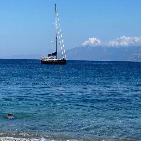 Вилла Παραθαλασσιο Σπιτι Στην Εξοχη Tsakei Экстерьер фото
