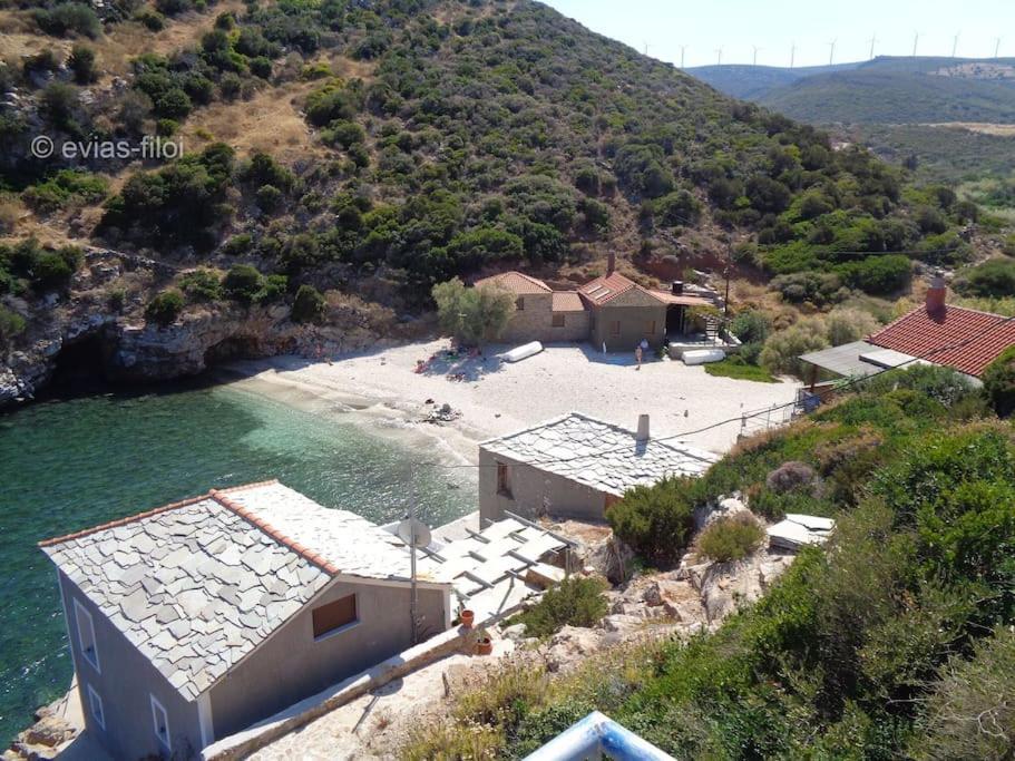 Вилла Παραθαλασσιο Σπιτι Στην Εξοχη Tsakei Экстерьер фото
